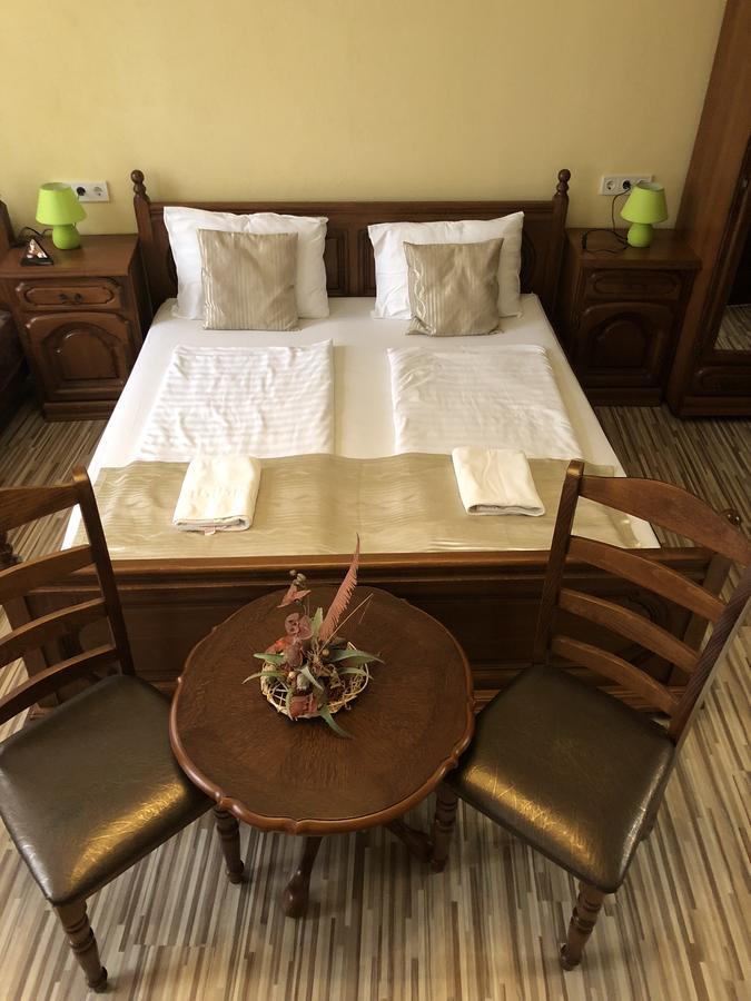 Mosoly Apartman Szeged Exteriör bild