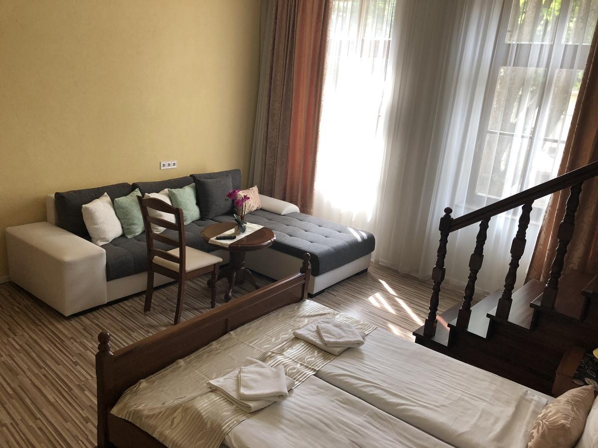 Mosoly Apartman Szeged Exteriör bild