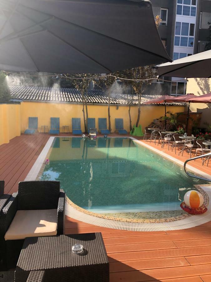 Mosoly Apartman Szeged Exteriör bild